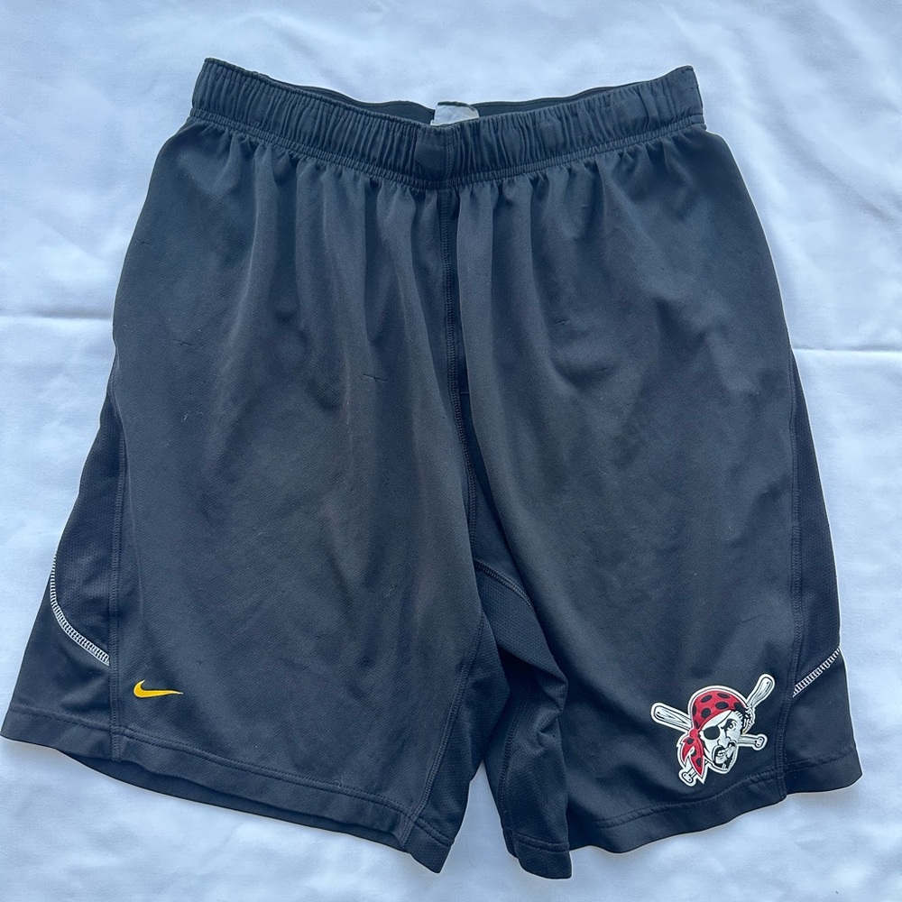 Nike MLB Pirates Athletic Shorts